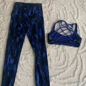 Lululemon Blue Printed Sports Bra Wunder Under Leggings Set Size 4/6 30.5 inseam